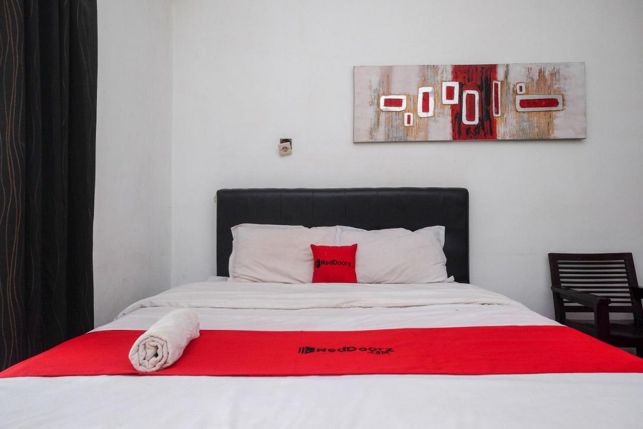 מלון פראנגטריטיס Reddoorz At Paris Ocean מראה חיצוני תמונה