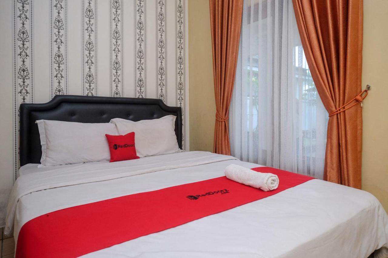 מלון פראנגטריטיס Reddoorz At Paris Ocean מראה חיצוני תמונה