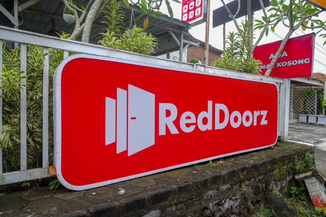מלון פראנגטריטיס Reddoorz At Paris Ocean מראה חיצוני תמונה